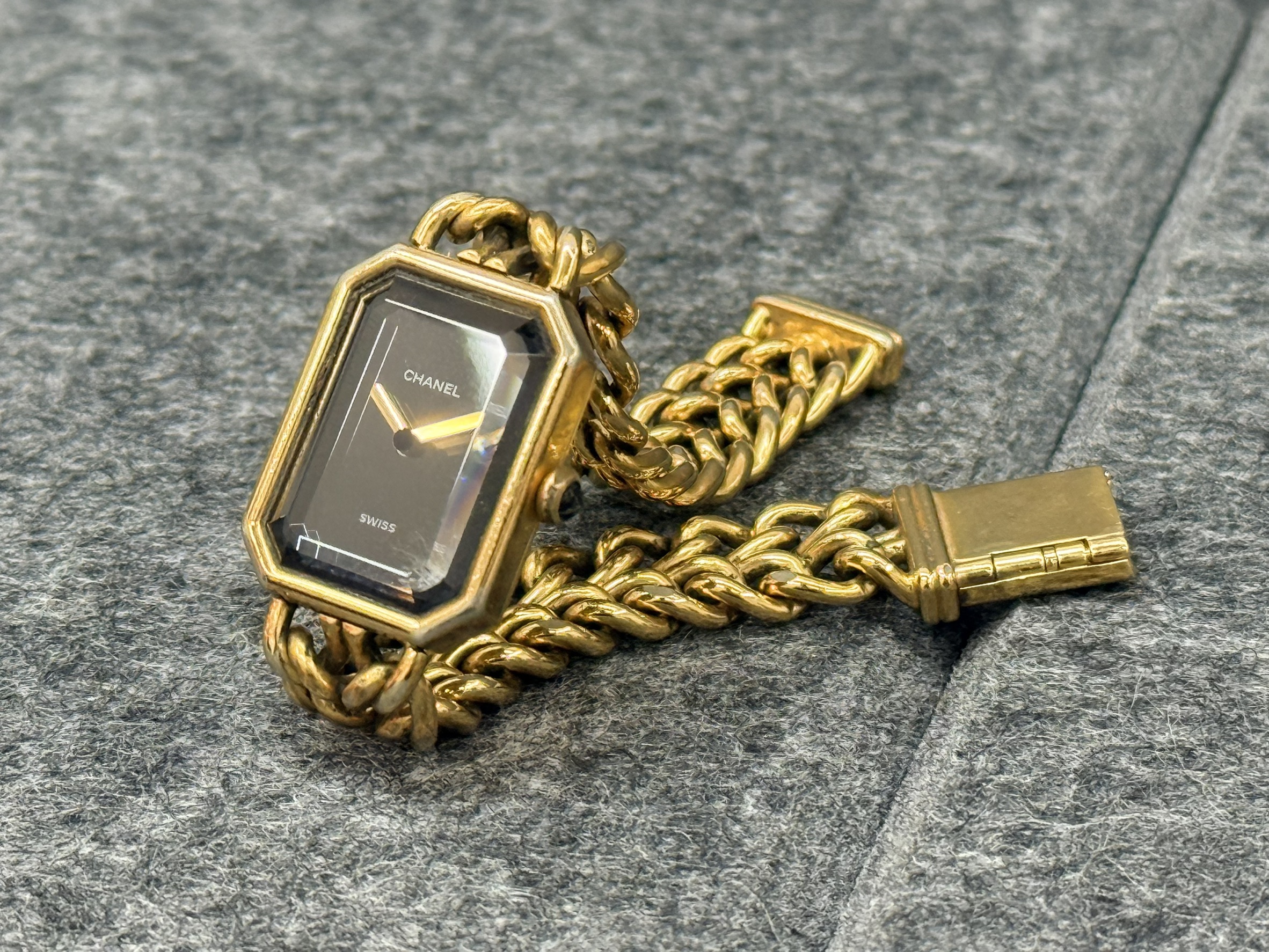 CHANEL　プルミエール